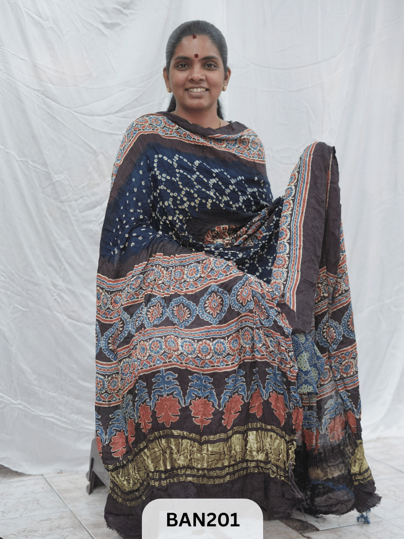 AJRAKH BANDHEJ GUL DUPPATA WITH LAGDI PATTA