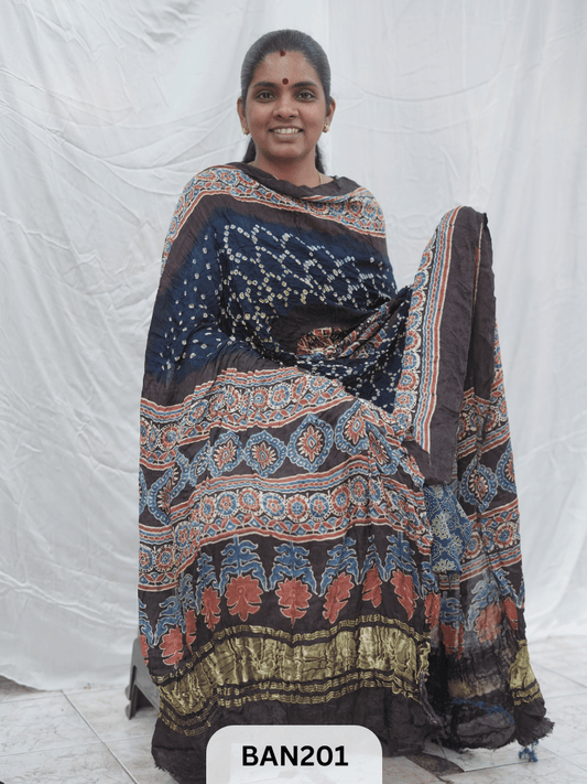 AJRAKH BANDHEJ GUL DUPPATA WITH LAGDI PATTA