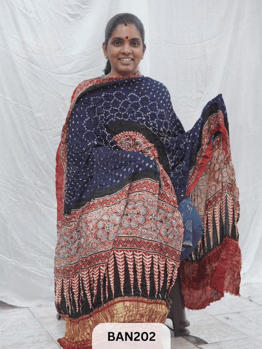 AJRAKH BANDHEJ GUL DUPPATA WITH LAGDI PATTA