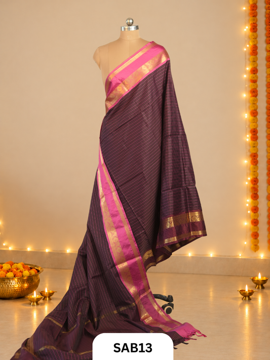 Kasa Kasa Checks With Ganga Jamuna border Saree