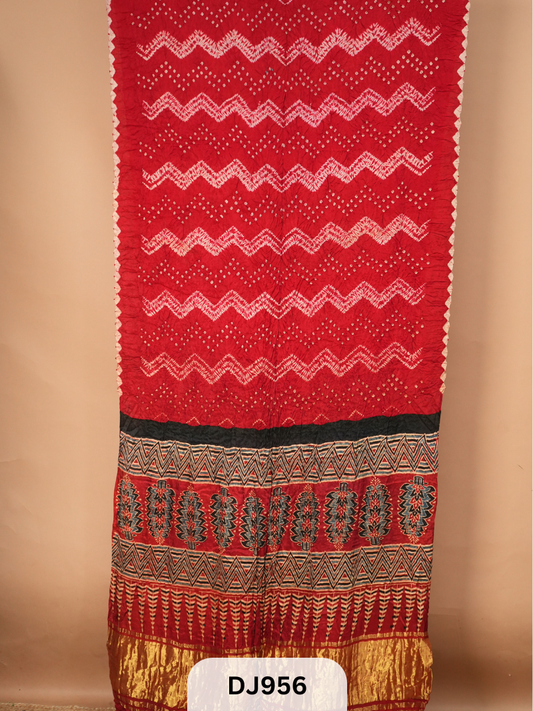 BANDHANI SHIBORI SAREE WITH LAGDI PATTA