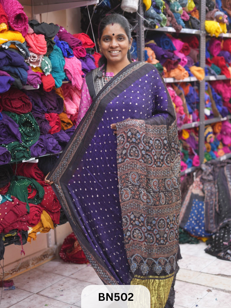 AJRAKH TISSUE PALLU BORDER BANDHEJ SAREE