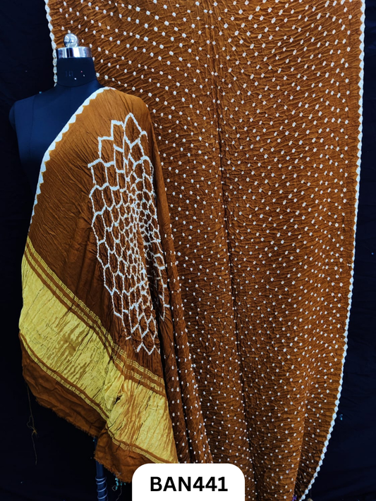 Semi Gaji Silk Tissue Pallu Bandhej Saree With Edging