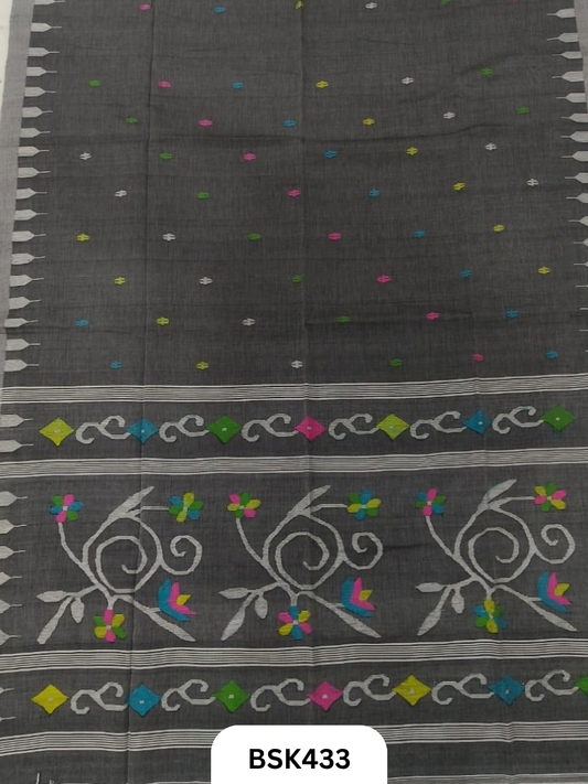 Handloom Pure Mul Cotton Needle Work Saree