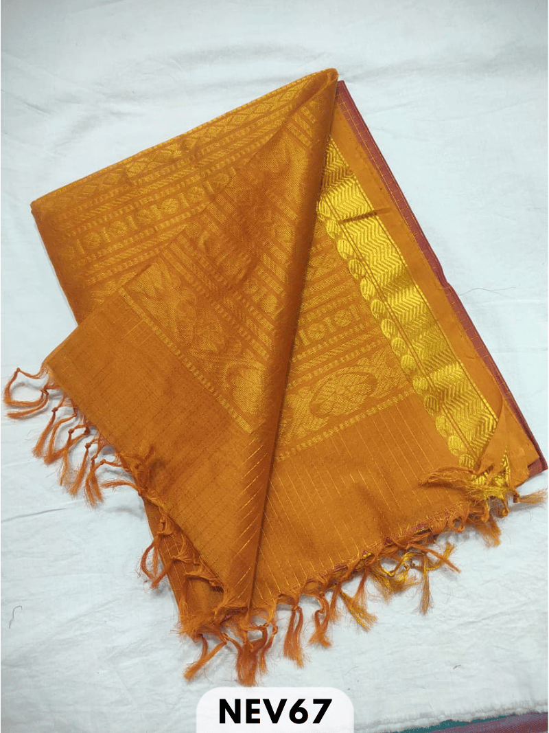 KALAKSHATHRA ZARI CHECKS SILK COTTON HANDLOOM SAREE WITH CONTRAST BLOUSE