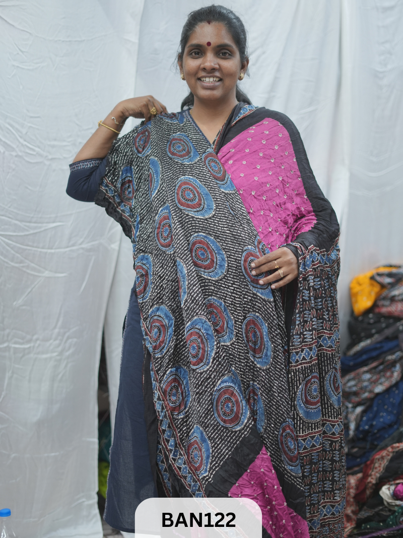 BANDHANI WITH AJRAKH SEMI GAJI SAREE