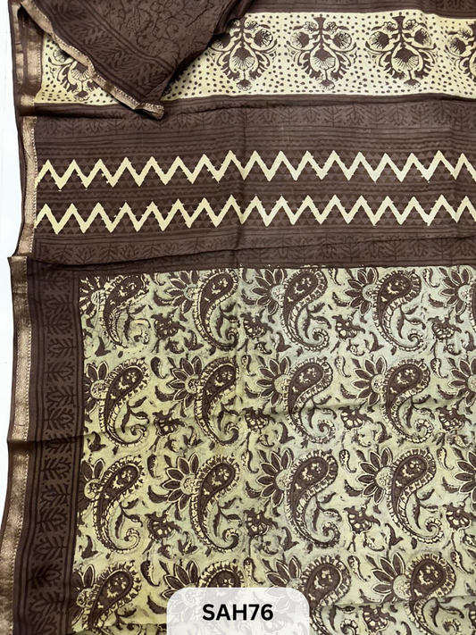 DOLA SILK NAKSHI BORDER SAREE