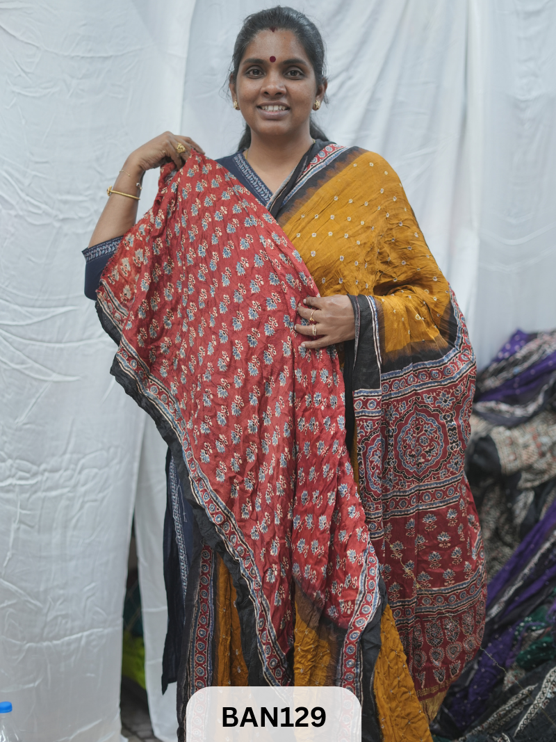 BANDHANI WITH AJRAKH SEMI GAJI SAREE