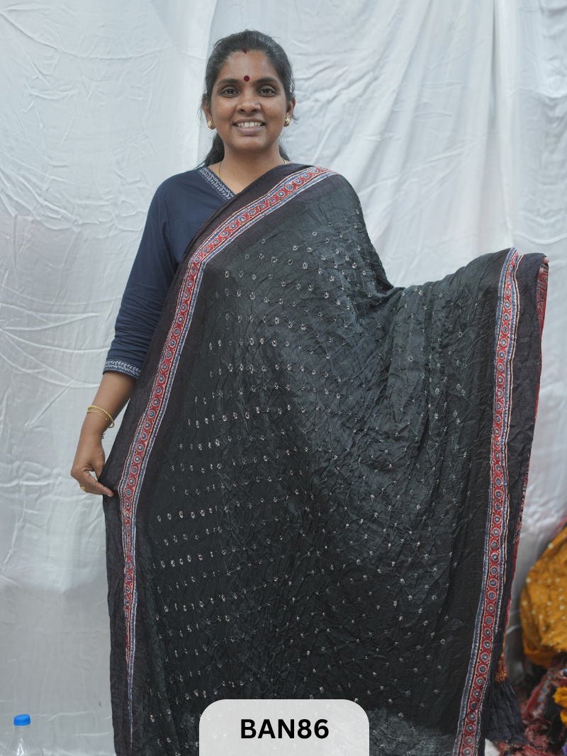 BANDHANI WITH AJRAKH SEMI GAJI SAREE