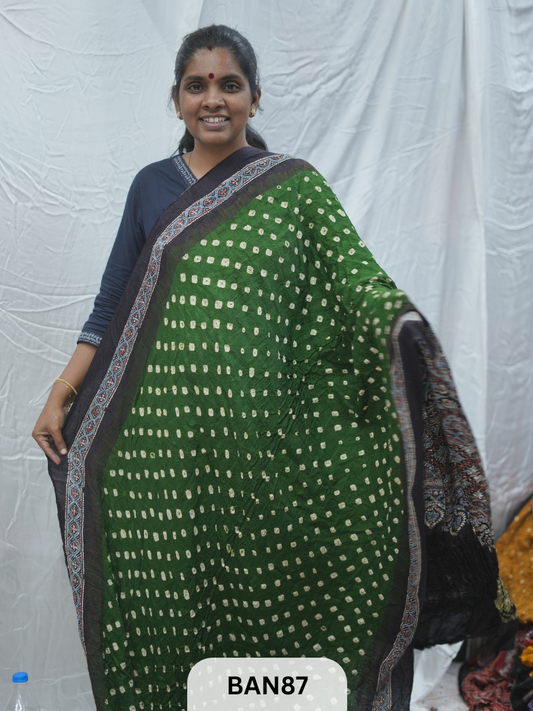 BANDHANI WITH AJRAKH SEMI GAJI SAREE