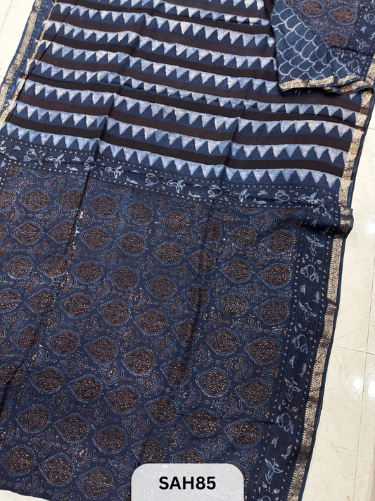 DOLA SILK NAKSHI BORDER SAREE