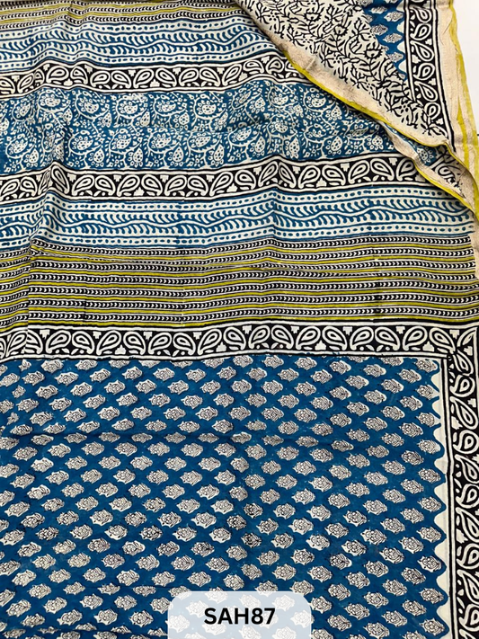 DOLA SILK NAKSHI BORDER SAREE