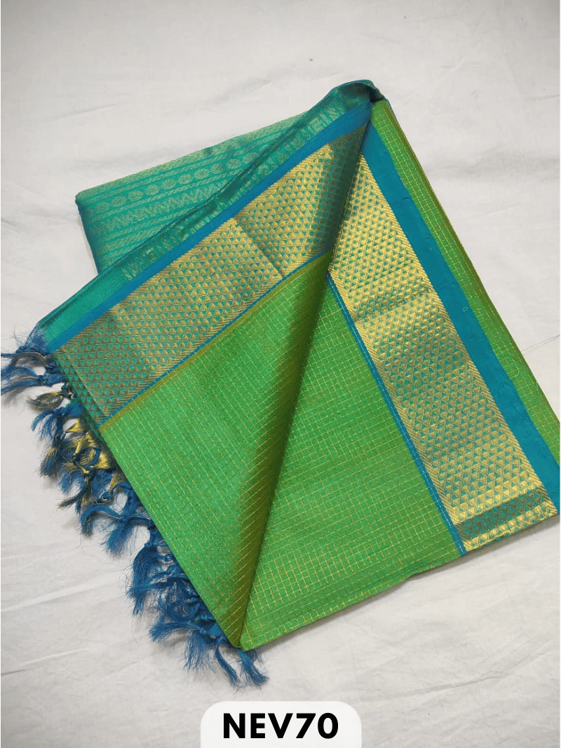 KALAKSHATHRA ZARI CHECKS SILK COTTON HANDLOOM SAREE WITH CONTRAST BLOUSE