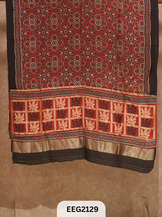 DOLA AJRAKH DUPPATTA