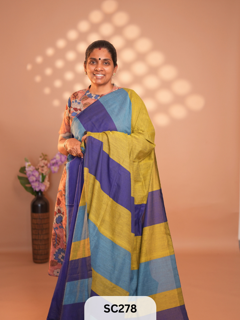 ICONIC SAREE WITH TASSELS