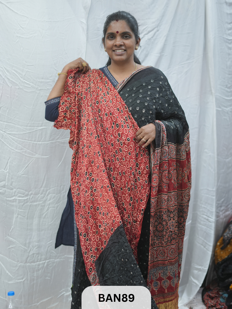 BANDHANI WITH AJRAKH SEMI GAJI SAREE