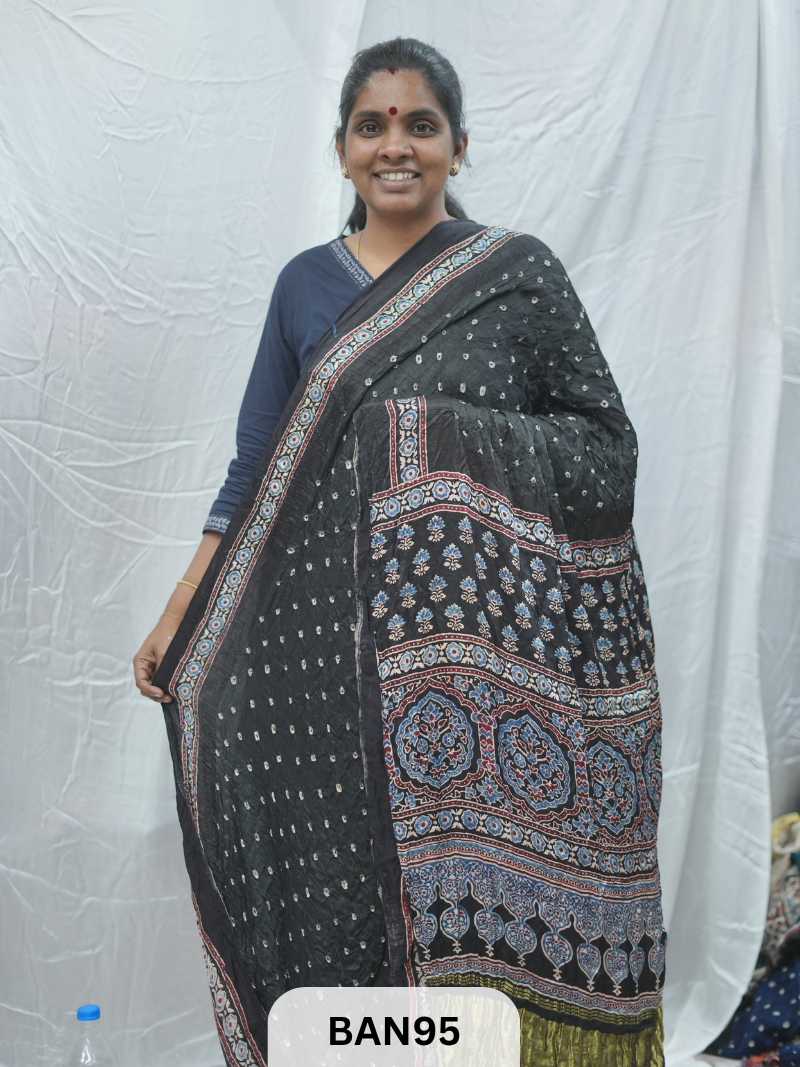 BANDHANI WITH AJRAKH SEMI GAJI SAREE