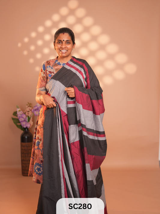 ICONIC SAREE WITH TASSELS