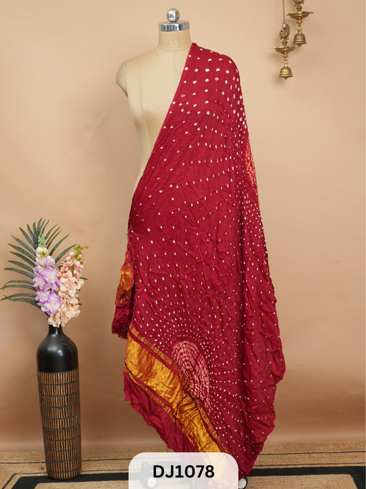 BANDHANI BORDERLESS WITH LAGDI PATTA - DUPATTA