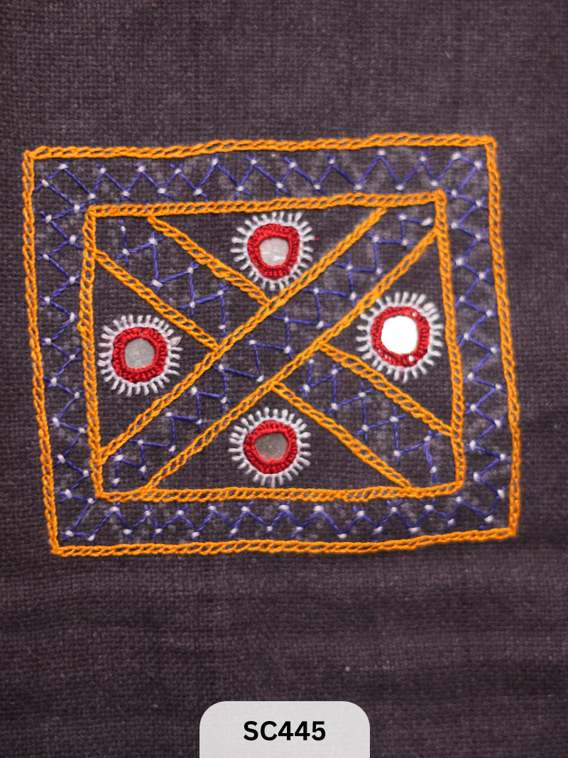 BHUJODI HANDCRAFTED PATCH - "4 X 3.5 INCH"