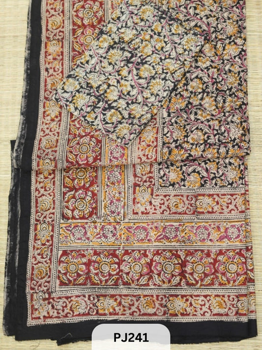Kalamkari Cotton Bedspread Set (6x6 ft with 2 Pillow Covers)