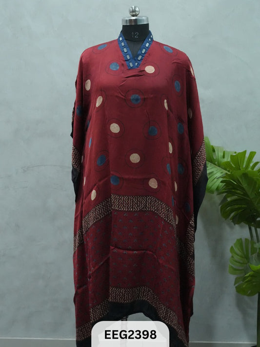 MODAL KHAFTAN WITH MIRROR WORK NECKLINE