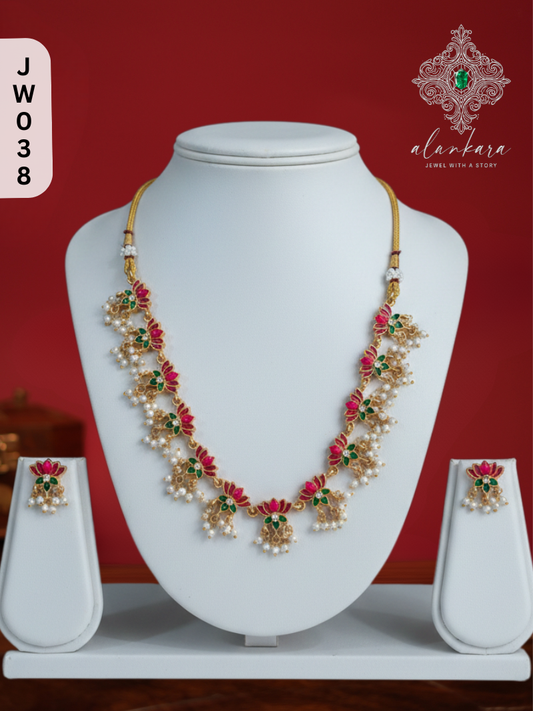 LOTUS PEARL SET - ORGINAL KEMPU STONE